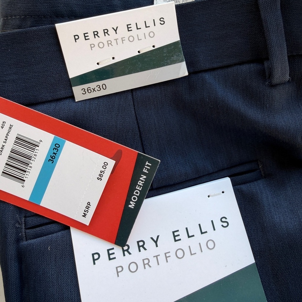 Perry Ellis Modern Fit Navy Trousers - Picture 5 of 5